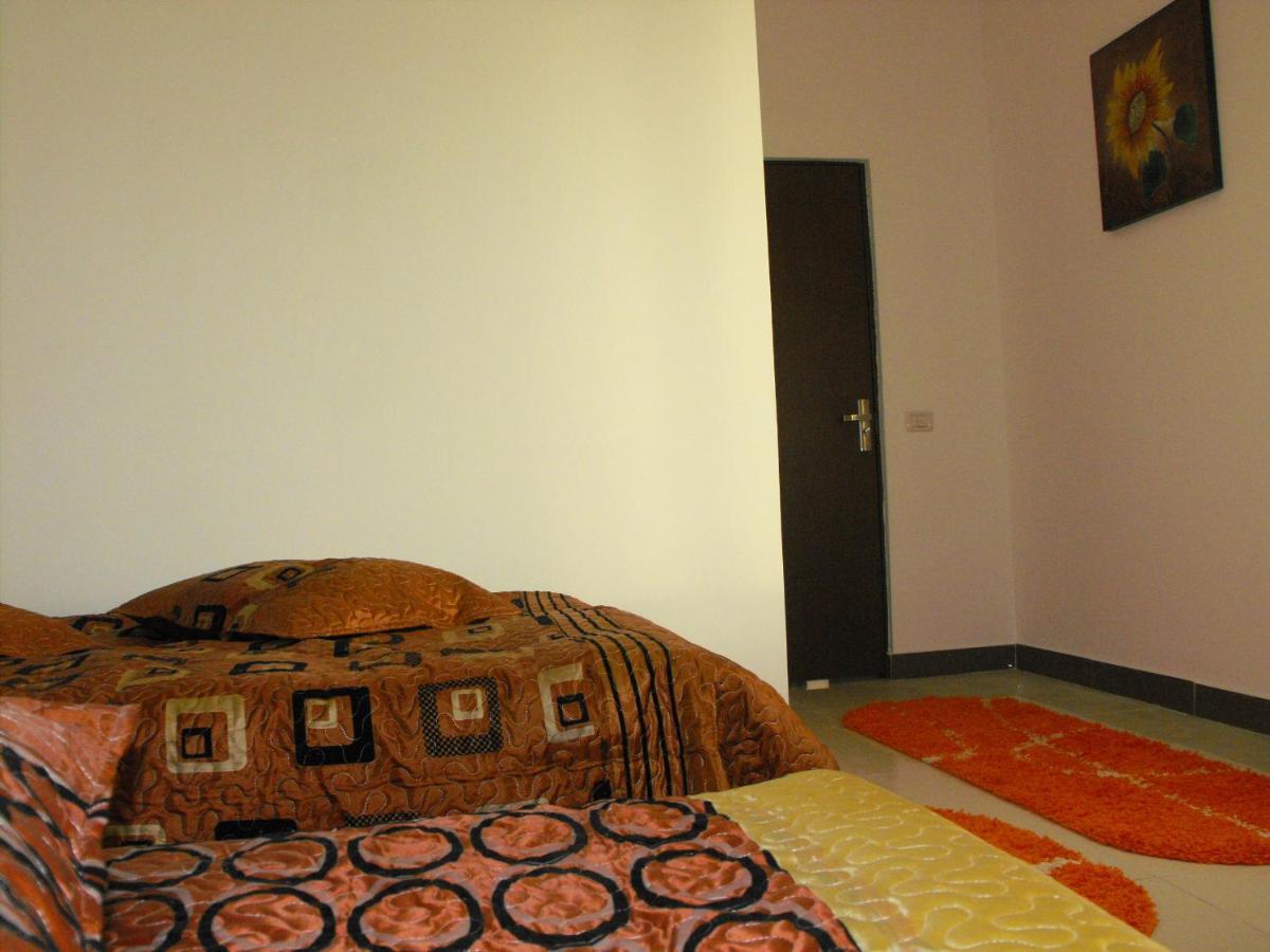 Casa Rustica Apart&Rooms Cîmpineanca Exterior foto